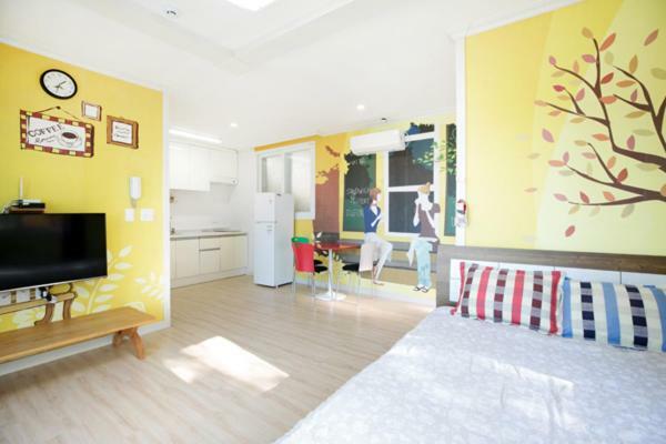 Tongyoung Blue House Spa Pension ทงยอง ภายนอก รูปภาพ